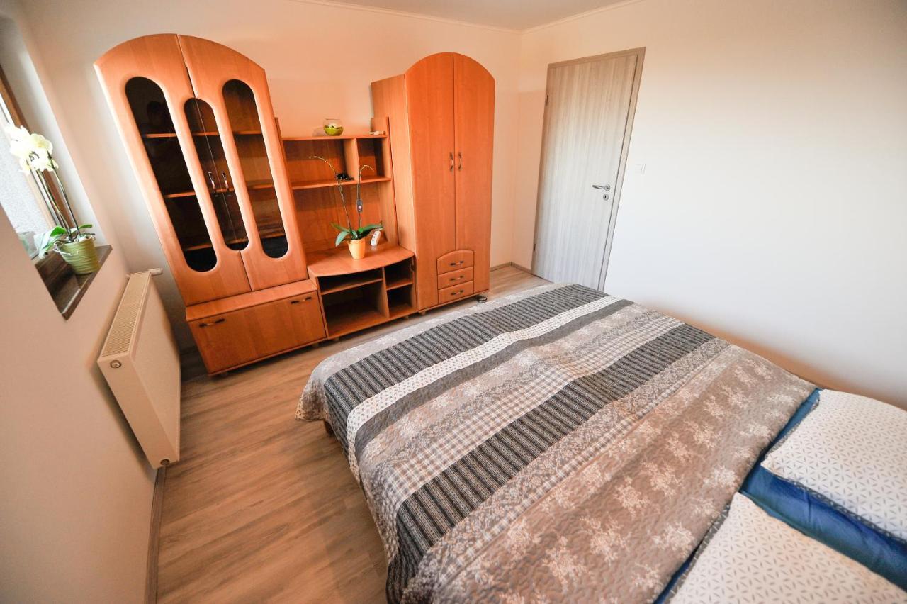 Apartments Jernej With Onsite Wellness Brežice Extérieur photo